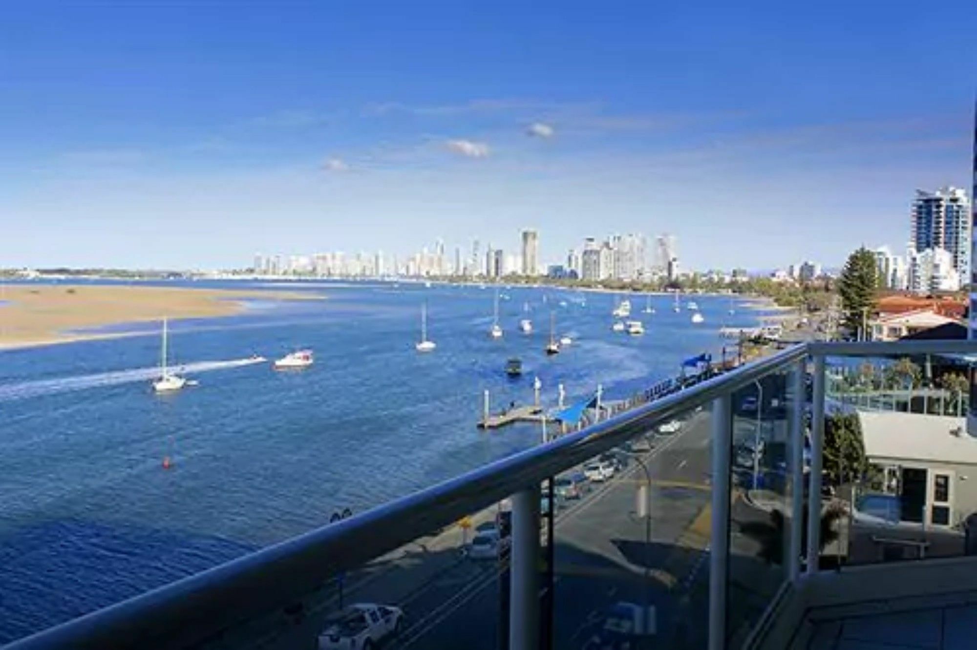 Beaconlea Aparthotel Gold Coast Exterior photo